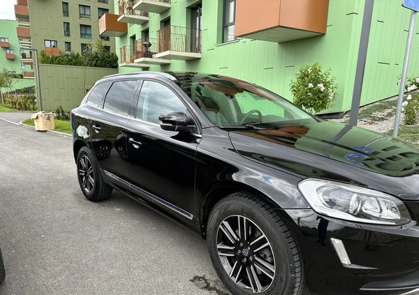 Volvo XC 60 cena 93000 przebieg: 113468, rok produkcji 2016 z Kraków małe 596